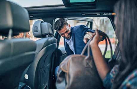 Taxi Navarrete, La experiencia en la conducción que te da la tranquilidad de un servicio de taxi puntual y seguro, tanto para particulares como para empresas